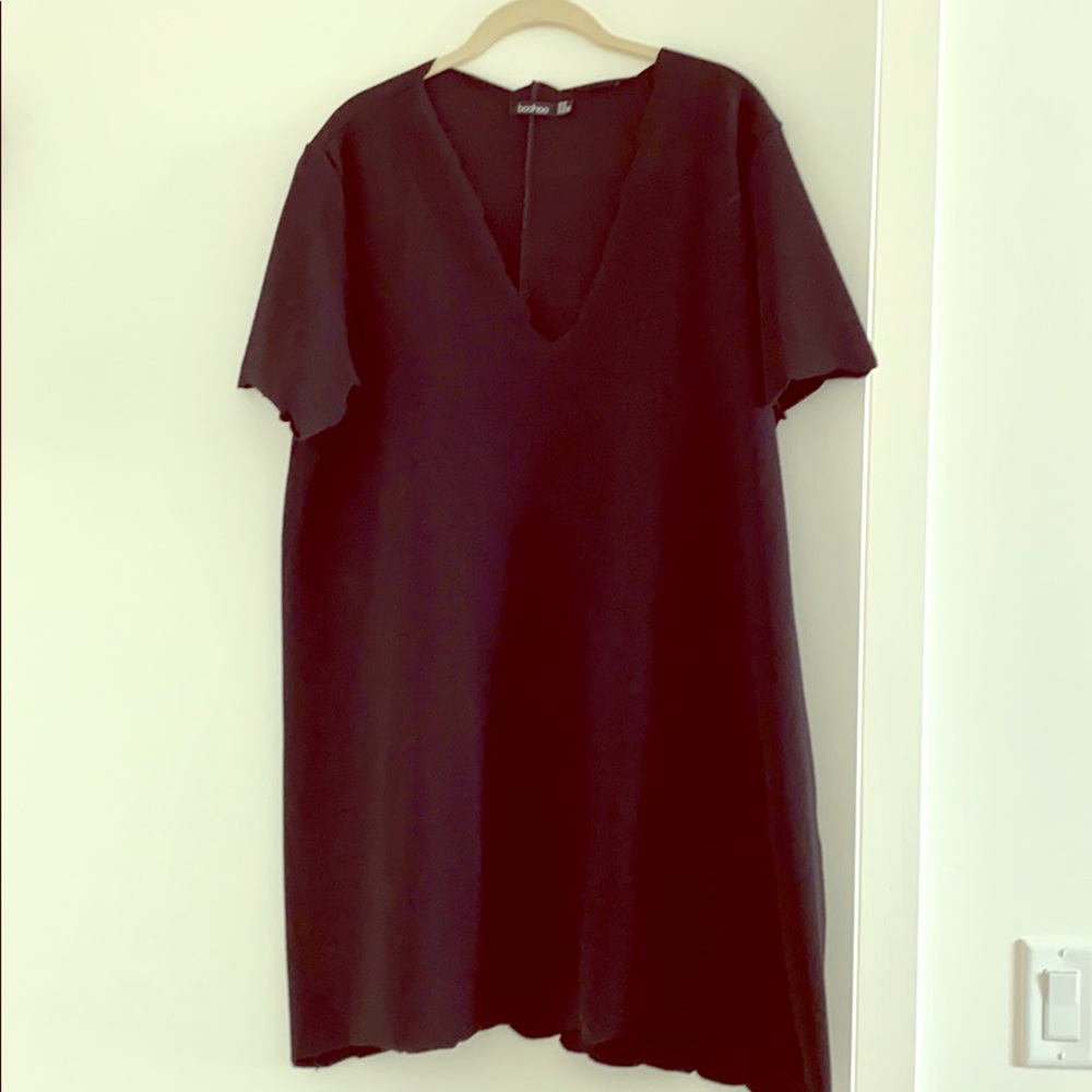 Black dress with print all along the edges